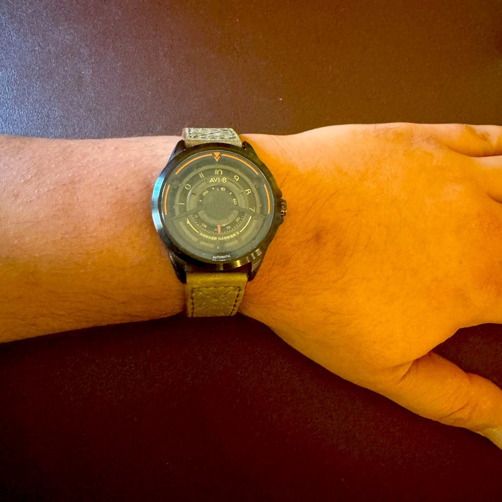 HAWKER HARRIER ll Pegasus Concept Automatic Limited Edition watch
Moss Green